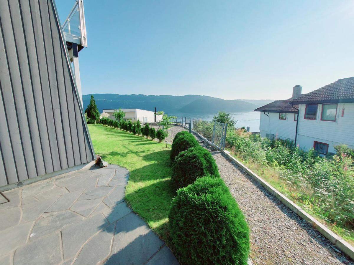 Bjornestrand Fjordside View Bergen Exteriör bild