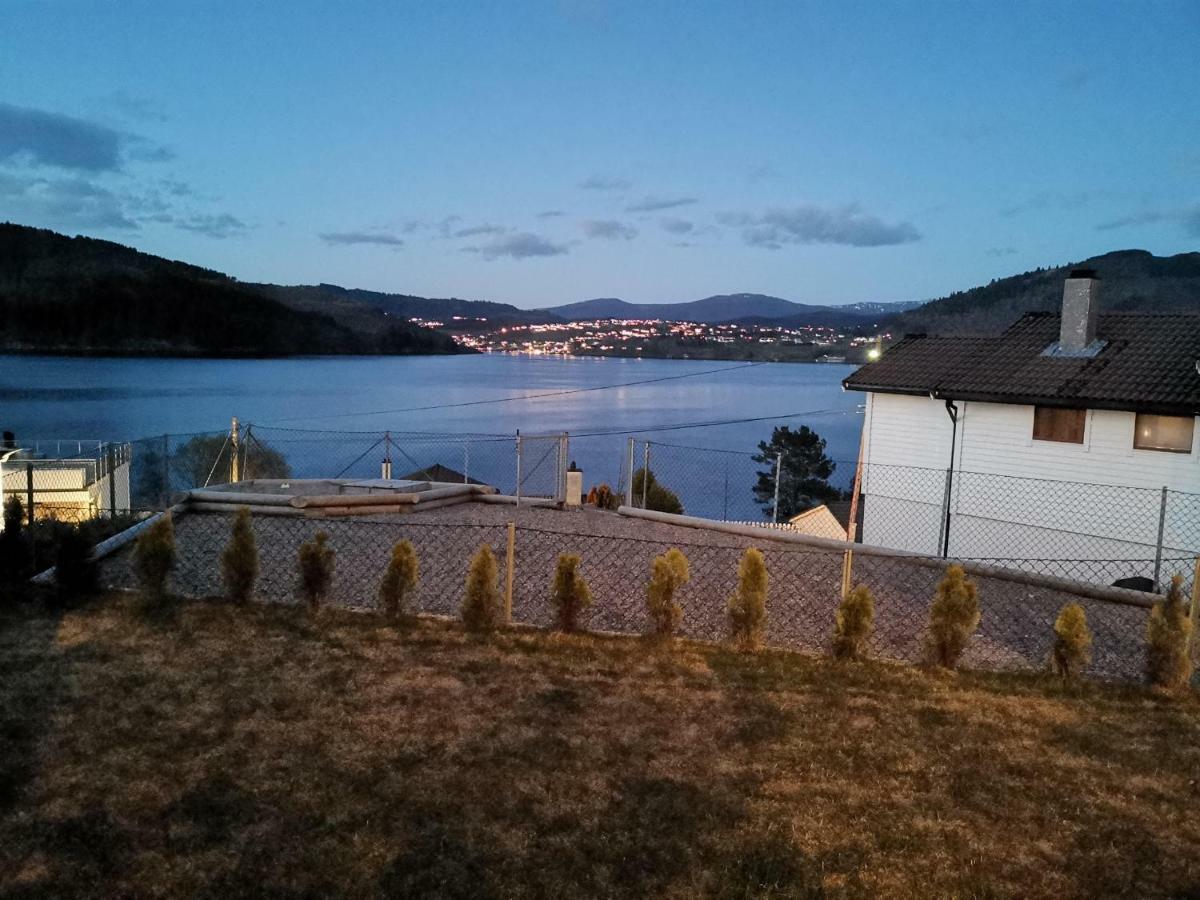Bjornestrand Fjordside View Bergen Exteriör bild
